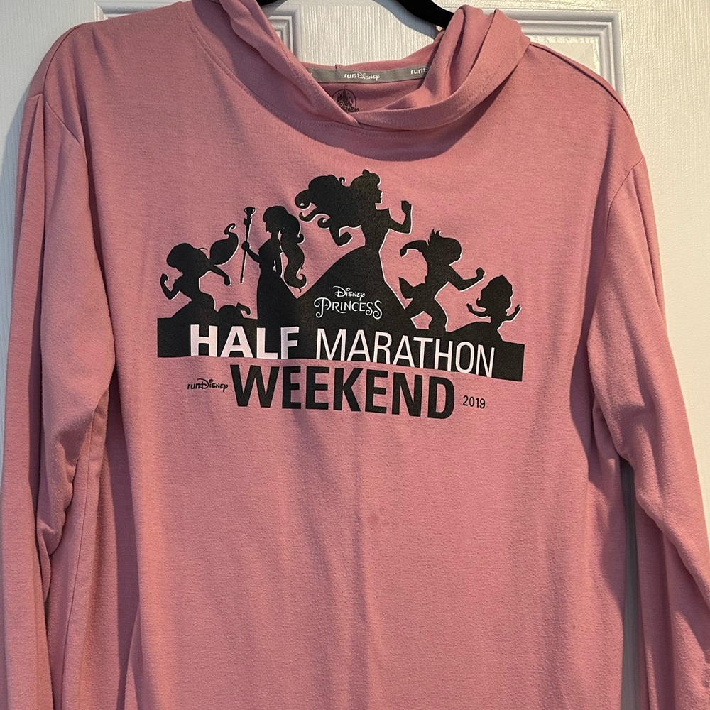2019 Disney Princess Half Marathon Weekend Lightweight Pullover